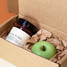 Beetroot Apple - Relish & Candle Gift Set