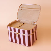 Vanity Case - The Classic